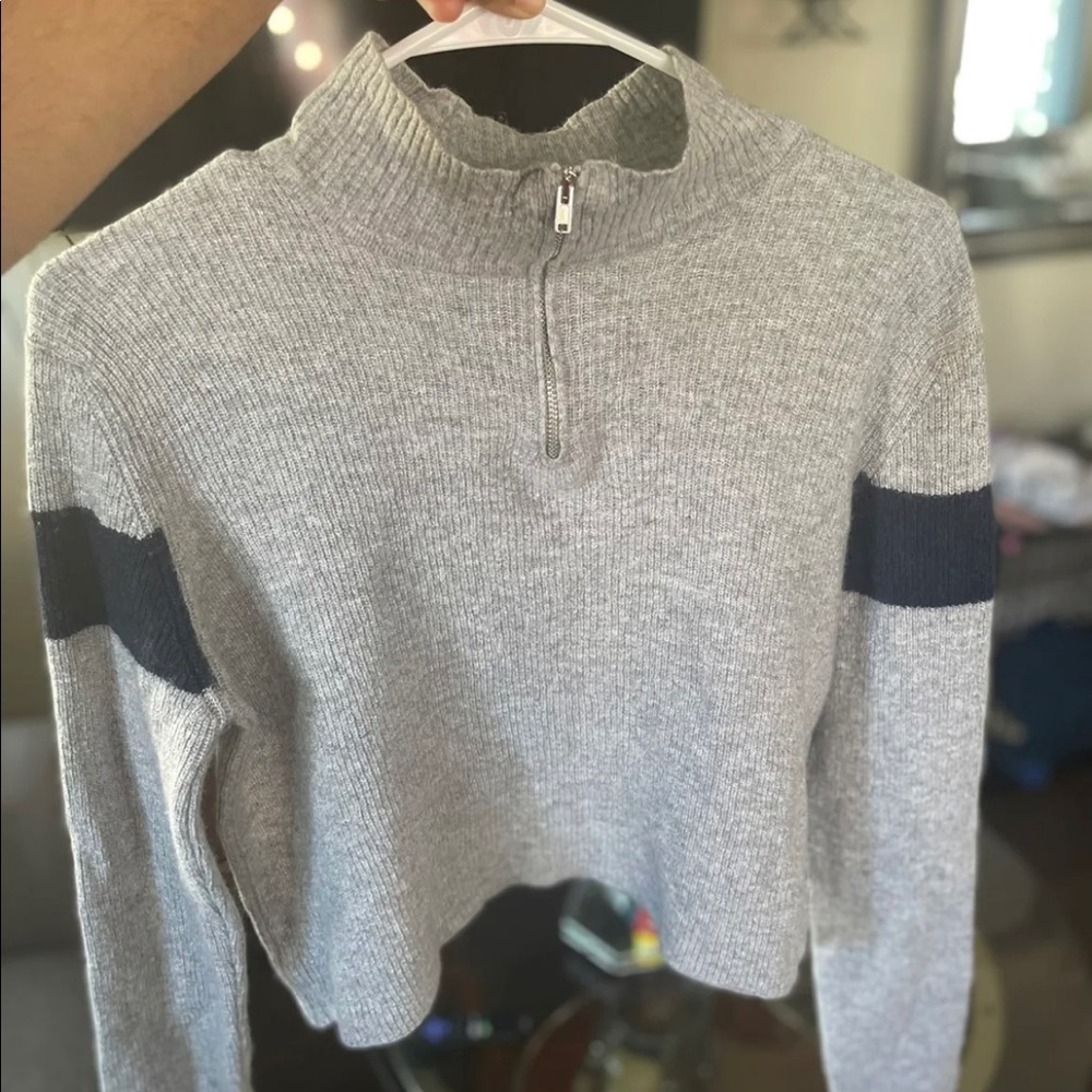 Brandy Melville quarter zip sweater